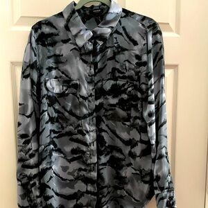 Men's Black and Gray Patterned Shirt